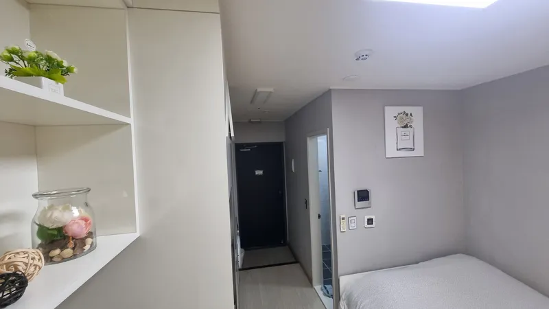 [Gangdong, Seoul] Fully equipped with mining facilities, 2 minutes from subway, 2 elevator parking spaces, and a safe environment. 3