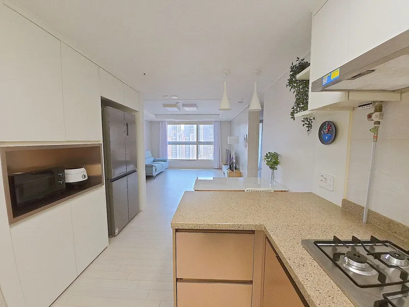 [Gangdong, Seoul] 25 pyeong 3-room apartment 1 minute from Godeok Gangil Station 9