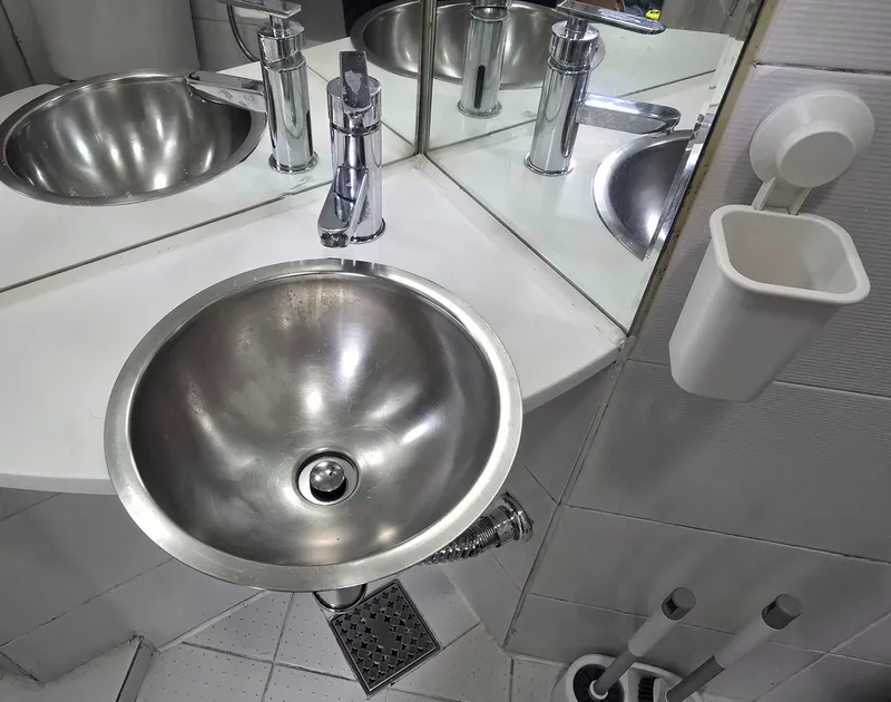 [Gangnam, Seoul] 3 minutes walk from Samseong Station, 5 minutes walk from COEX, Gangnam Daechi-dong Academy Street 8