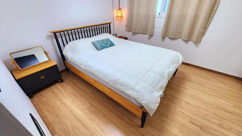 [Hallim, Jeju] 5 minutes by car from Hyeopjae, Geumneung, and Biyangdo, a two-story, stone-walled townhouse 8