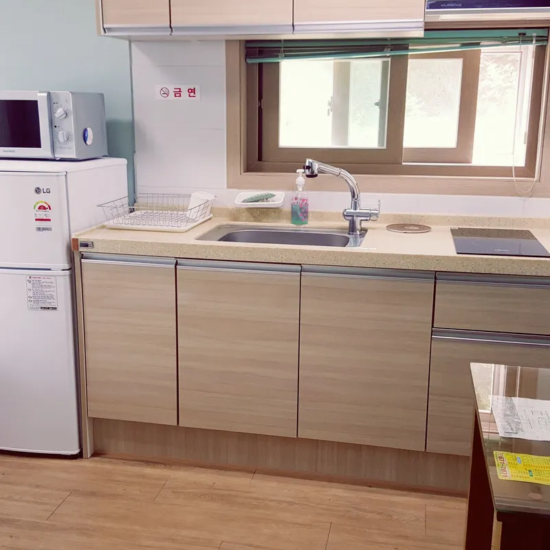 [Yangyang] 3-story building right in front of the beach, beach fishing village (2nd floor, room 202) bed 7