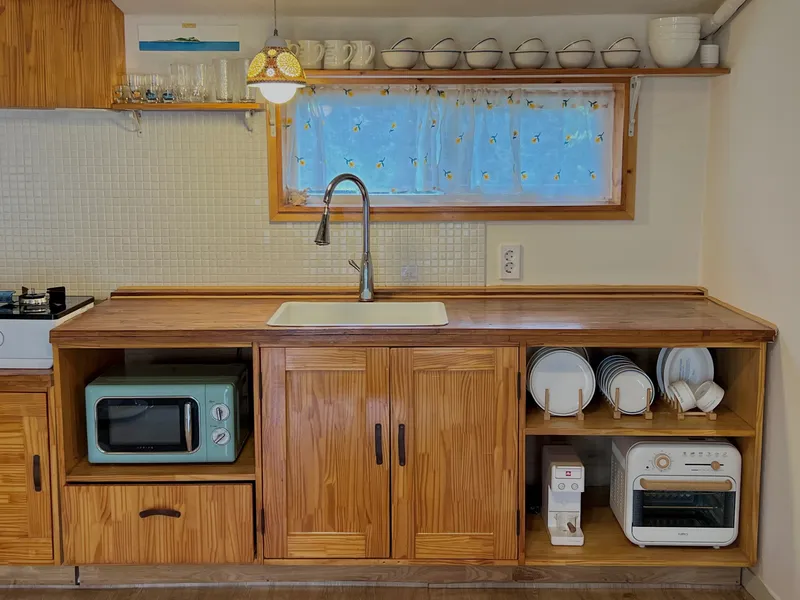[Gujwa, Jeju] Use of 2 charming old houses with stone walls #5 people / Max 6 people #Private house #Yard 26