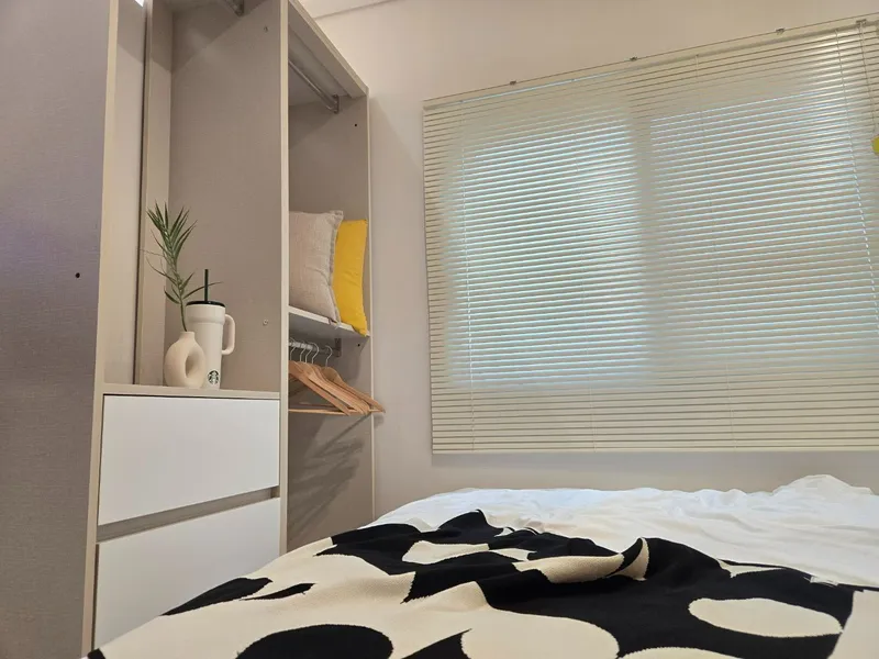 [Yeongdeungpo, Seoul] 2-minute walk from subway lines 2 and 5, newly built, fully-equipped ♡ 9