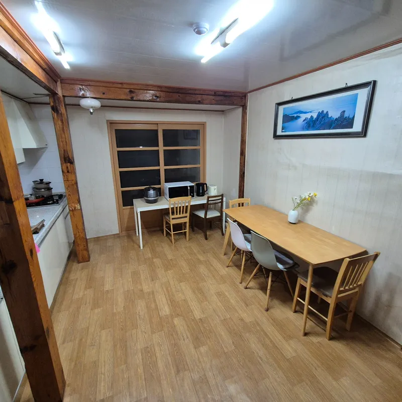 [Gyeongju] Modern Hanok (courtyard, parking, barbecue) 44