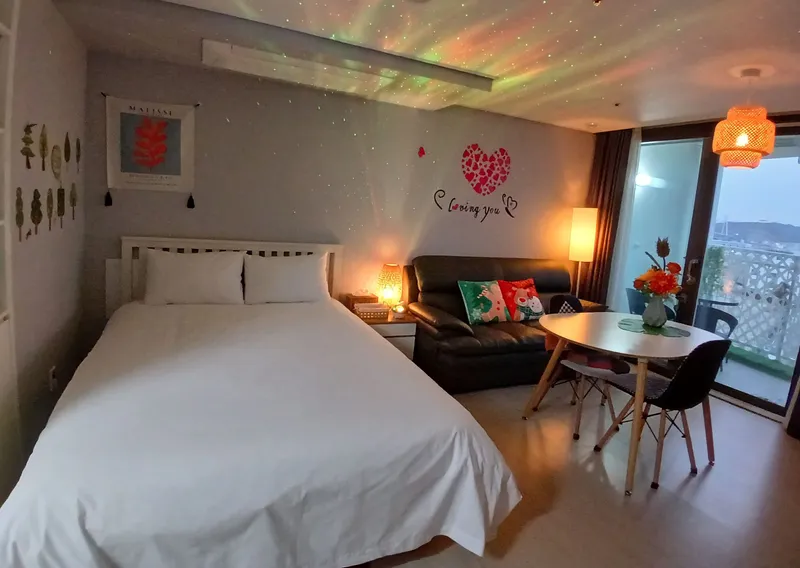 [Yeosu] Cherry House & Ocean View One Room (8th floor) 2