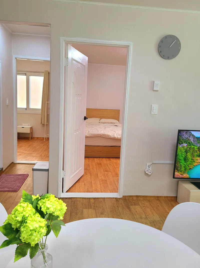 [Gimhae] A neatly organized two-room apartment in Naedong 6