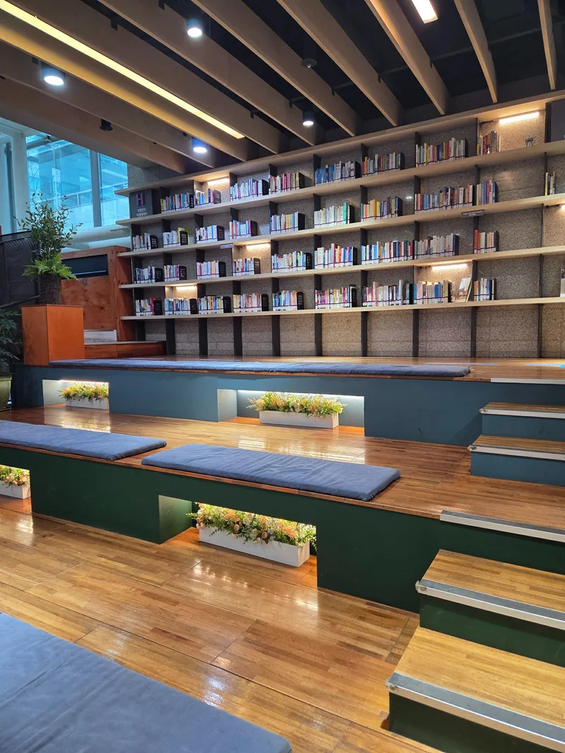[Seongdong, Seoul][3 minutes from Wangsimni Station] Seongsu Seoul Forest Hanyang University / Free parking / City view / Full option / Pets / 3-4 people 35