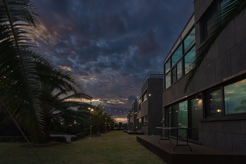 [Namwon, Seogwipo] 1 building of a two-story independent pool villa with a view of the tangerine orchard and the sea 62