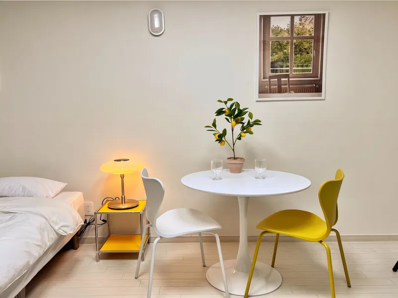 [Jung-gu, Daegu] 1 minute from Dongseong-ro/Full option/One room/Safe space/Netflix/Residence/ 12
