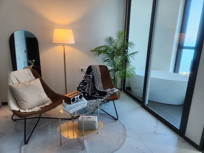 [Gijang, Busan] Full ocean view. Private bathtub. Workcation. Healing. Month-long stay 5