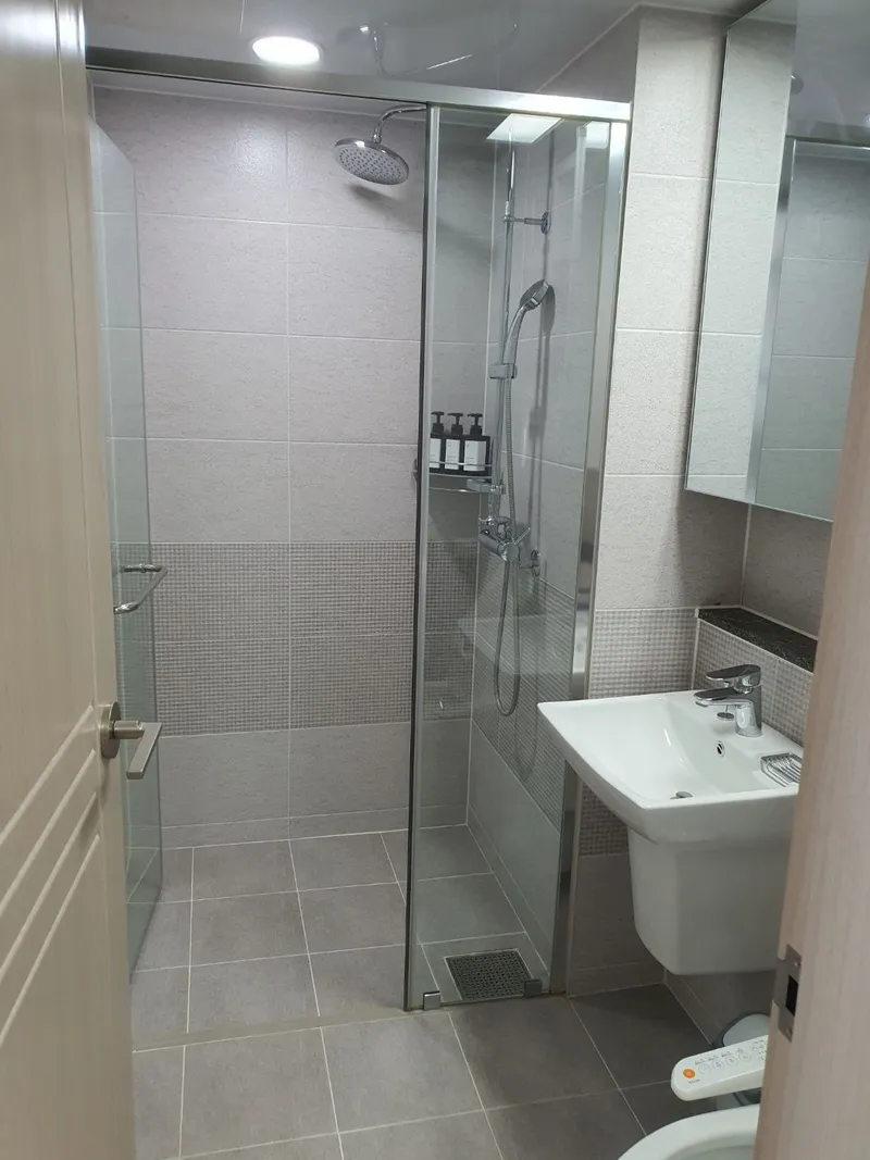 [Donghae] City View, Detached Studio Apartment #611, Near the Beach 4