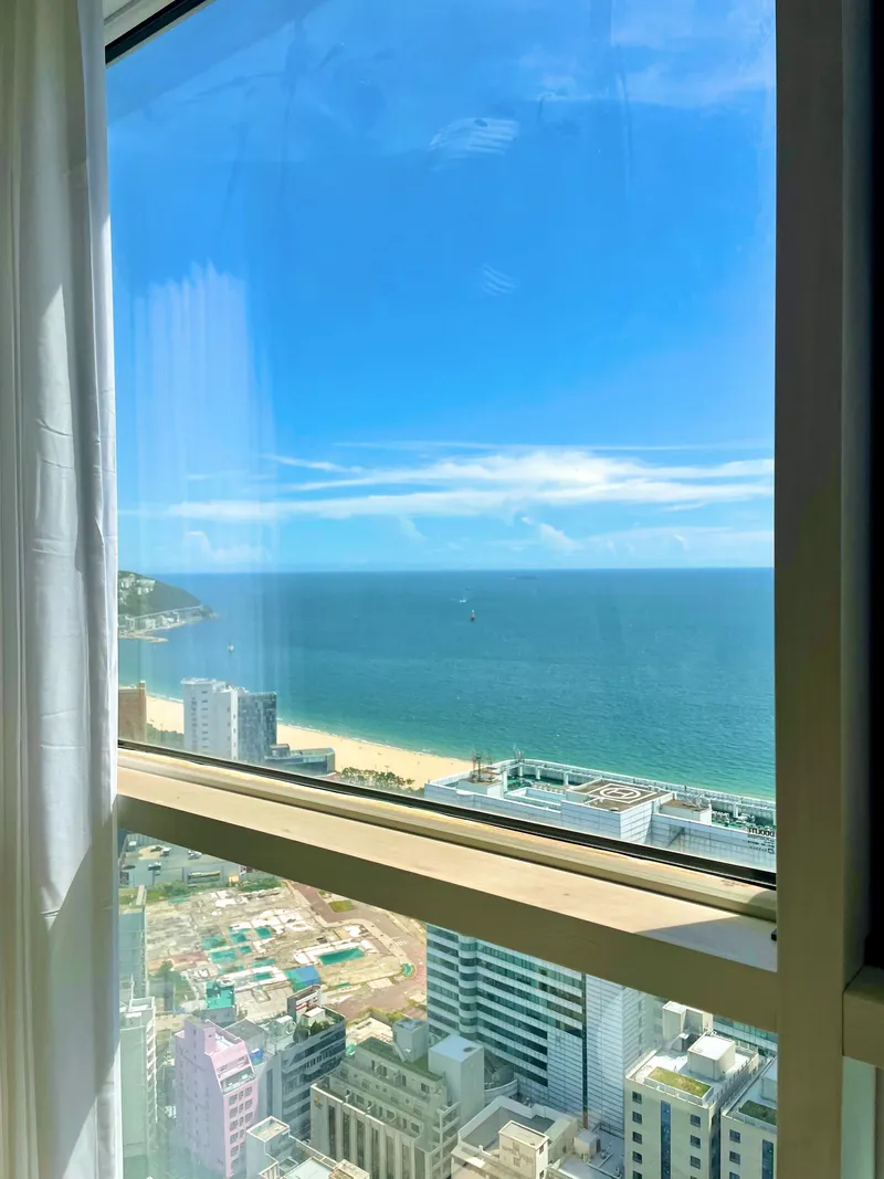 [Haeundae, Busan] 39th Floor Ocean View #5MinutesToTheBeach #10MinutesFromHaeundaeStation,2MinutesFromDongbaekStation 9