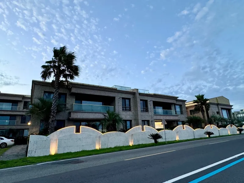 [Seongsan, Seogwipo] Ocean Gallery Premier House ☆ Panoramic ocean view in 1 second when you open your eyes ☆ 50 pyeong. 3 rooms 45