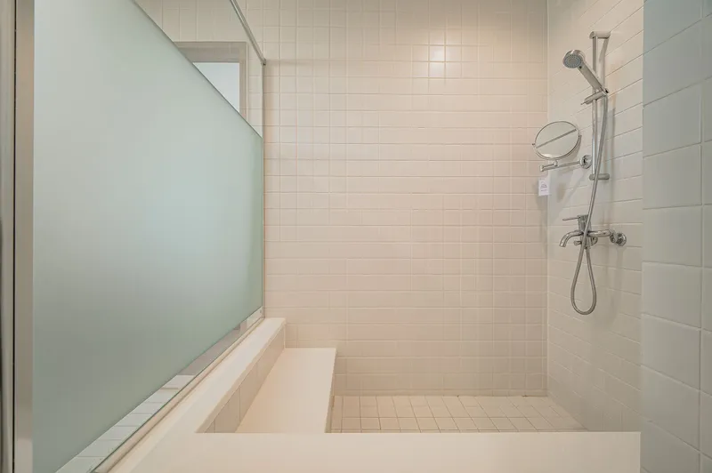[Daejeong, Seogwipo] Entire 4th floor accommodation with a view of the ocean and Sanbangsan Mountain 24
