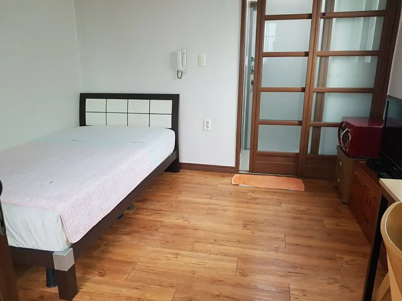 [Suyeong, Busan] 5 minutes walk from Mangmi Station, 3rd floor, 1st unit, Edenville, Gwangan-dong 5