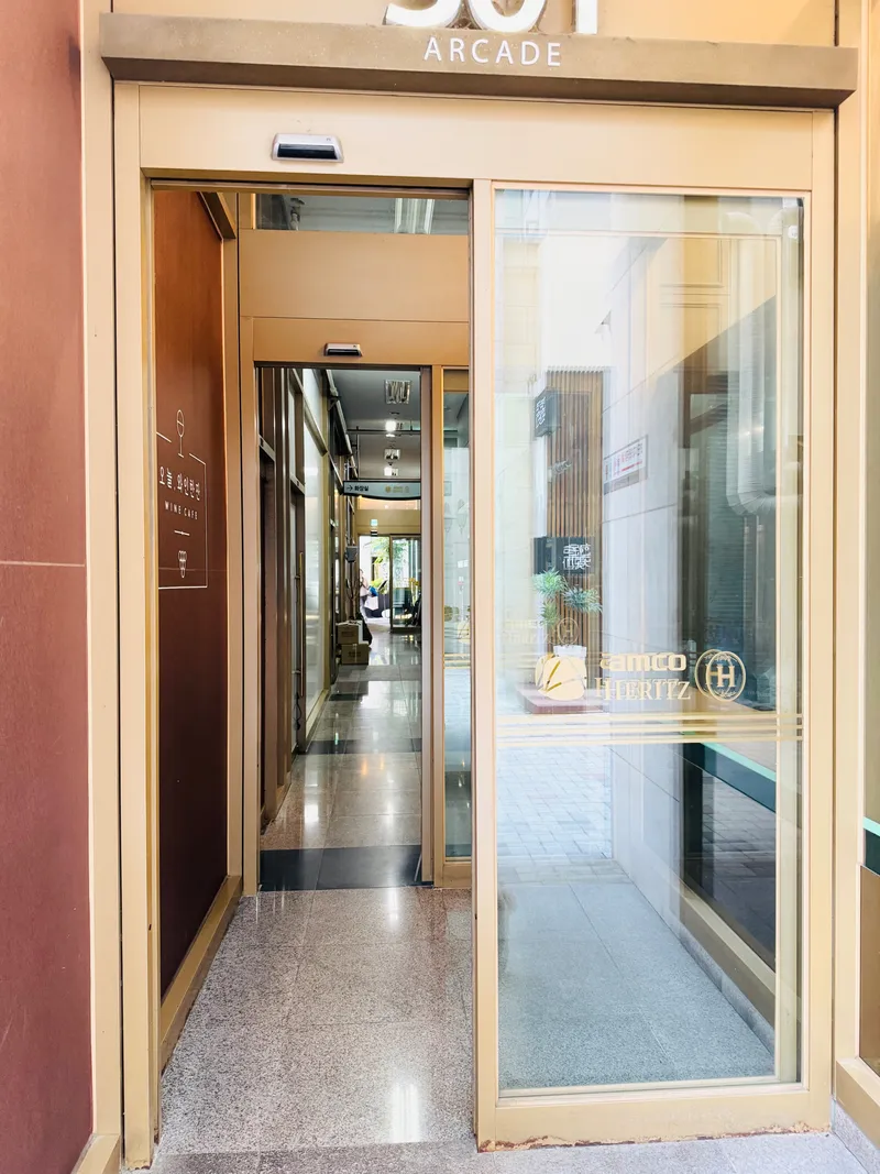 [Seongnam] 5 minutes walk from Jeongja Station! Pangyo Station, Jeongja-dong hot place location! 21