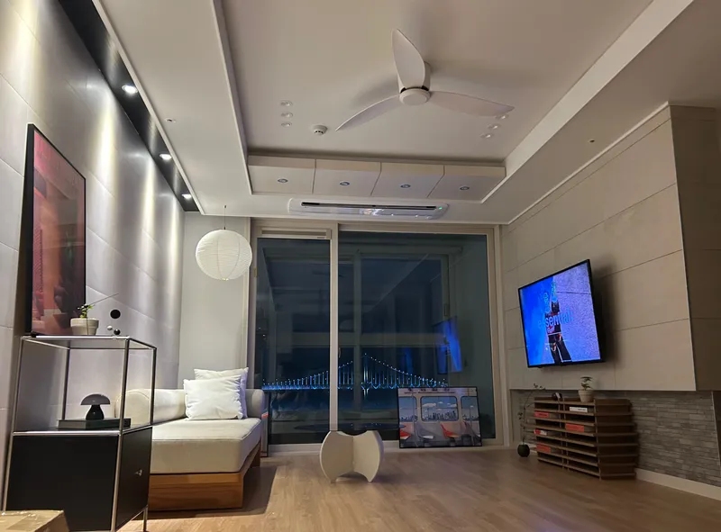[부산 수영] 광안리 정면오션뷰! 디자이너‘s 감성숙소. 방2+침대3 17