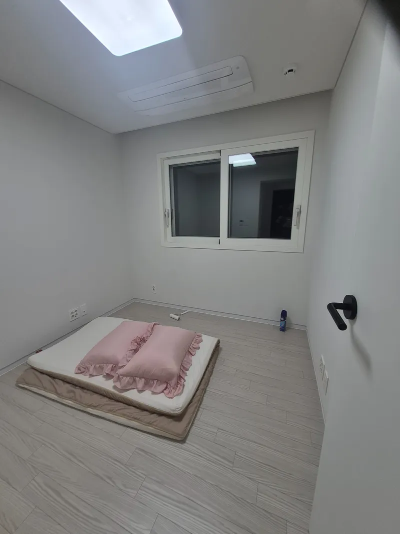 [Hangyeong, Jeju] A newly built two-room stone house with a stone wall and lawn in a quiet countryside near the sea. 5