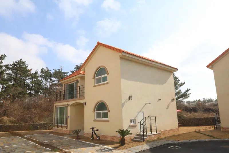 [제주 한림][제주 협재] 협재해수욕장 도보 5분 쓰리룸 복층독채 타운하우스 23