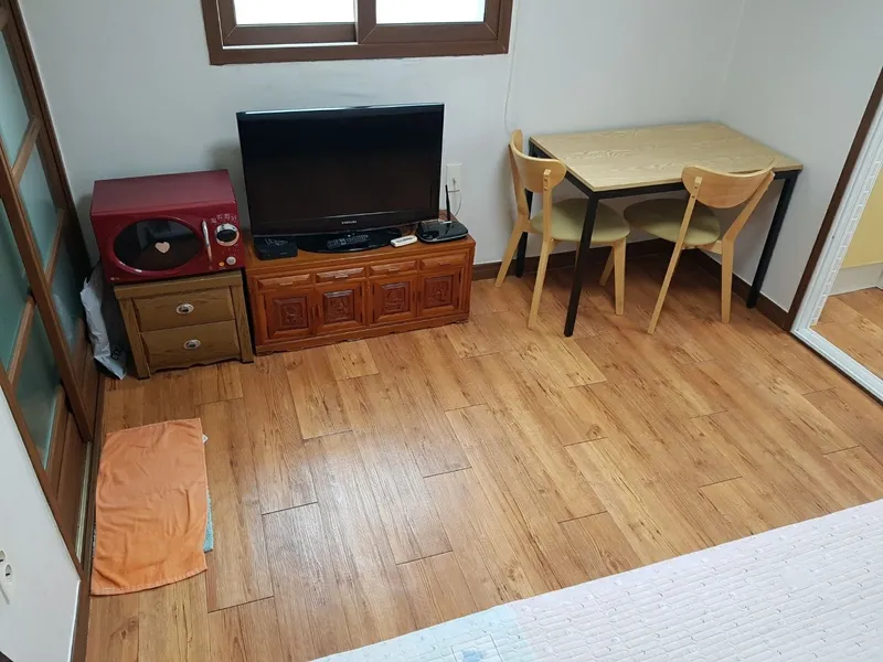 [Suyeong, Busan] 5 minutes walk from Mangmi Station, 3rd floor, 1st unit, Edenville, Gwangan-dong 25
