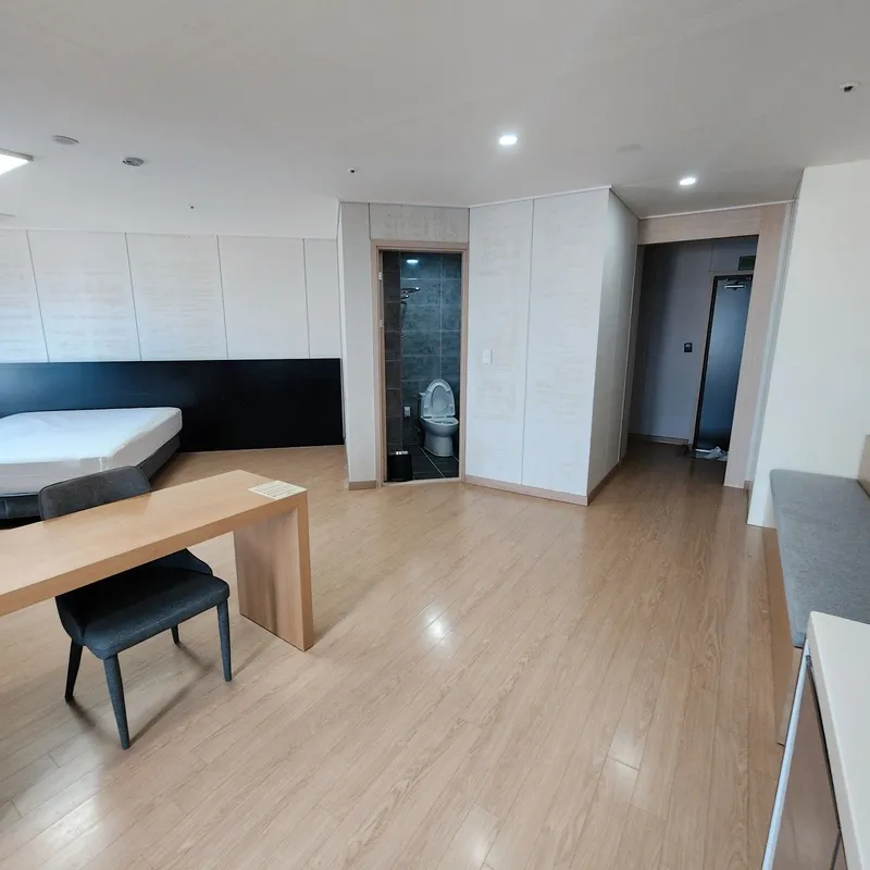 [Gangneung] 20 pyeong large room right in front of the beach 6