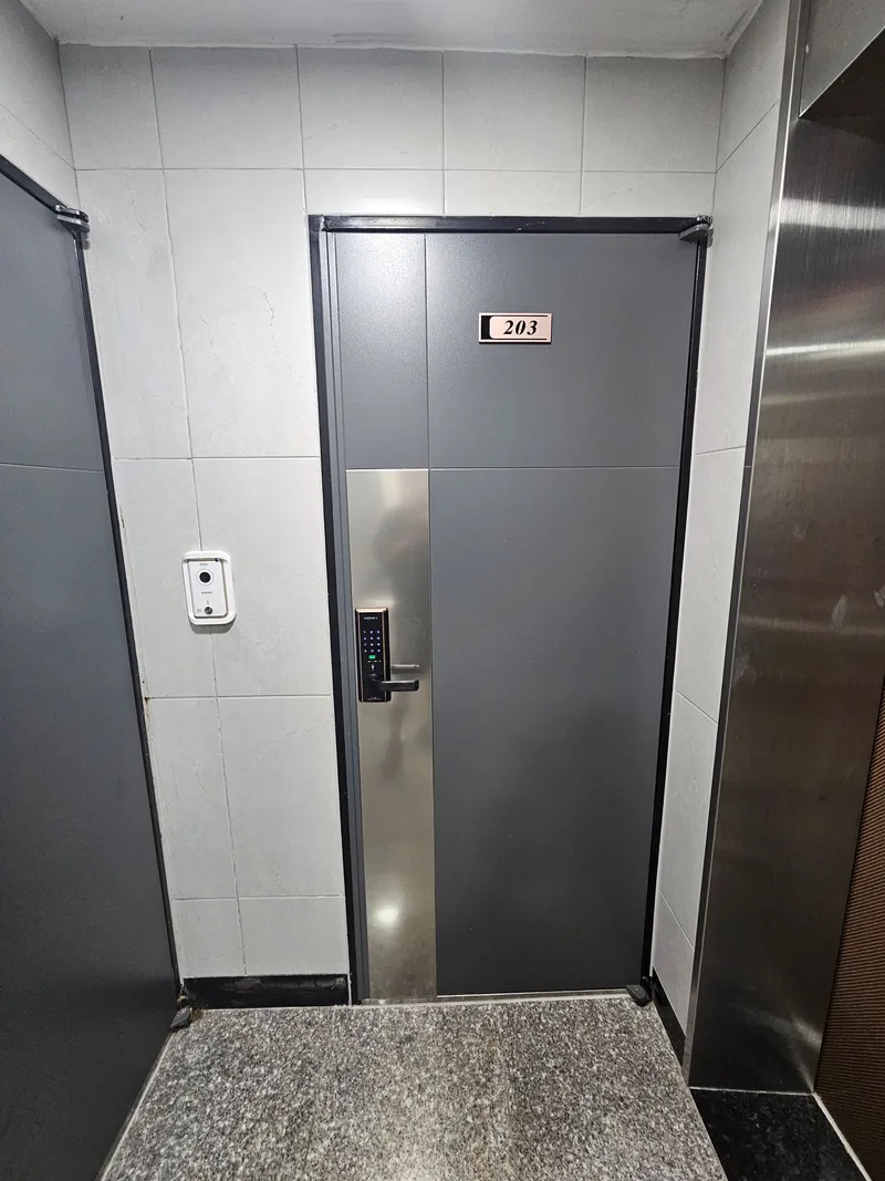 [Gwanak, Seoul] 1.5-room apartment near Sindaebang and Sillim Stations, 20 minutes from Hongdae/Gangnam 11