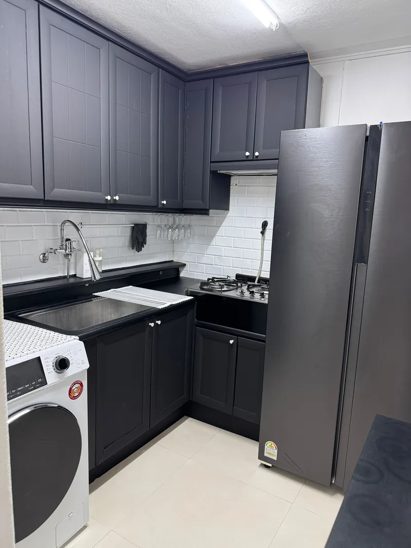 [Yongsan, Seoul] Haebangchon. Noksapyeong 5 min walk Itaewon 3 room 15