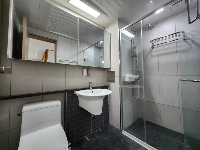 [Seoho-dong, Seogwipo] Three-Room + @ (Attic, Terrace) Ocean View Accommodation 17