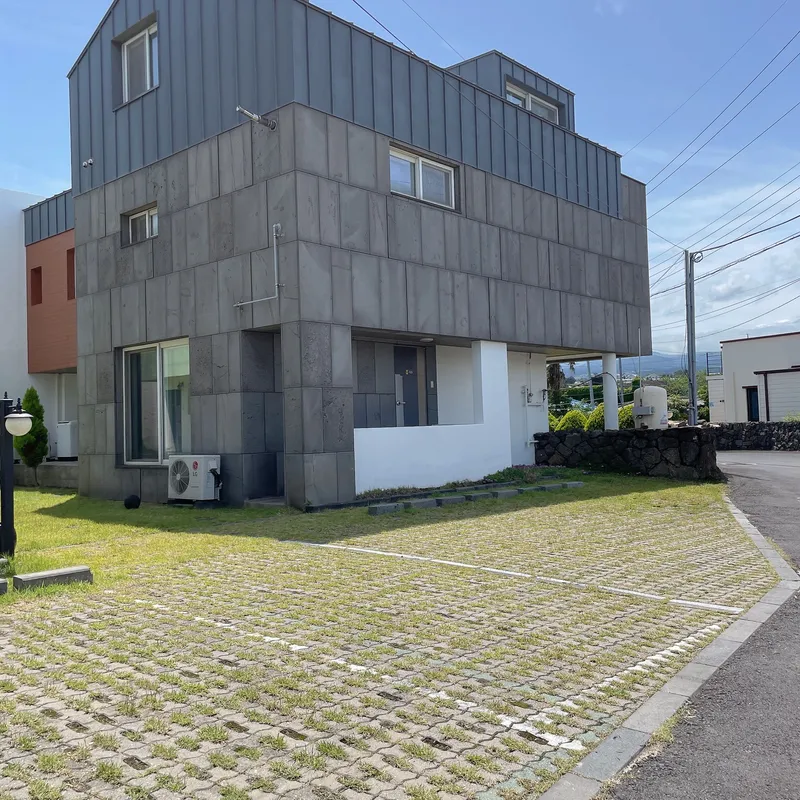 [Aewol, Jeju] Stone wall & grass yard, fully-optioned 1.5 room with cooking facilities (A101) 17