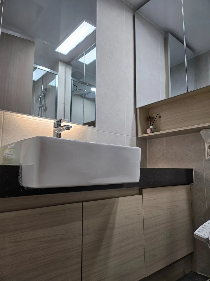 [Yangyang] E7-10/1. High-rise ocean view. Full options. Bed sunrise. Close to Yangridan-gil. OTT available. 13