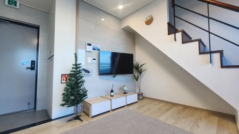 [Gujwa, Jeju] Gimnyeong Ocean View/Seafront Yard/Newly Built in 2023/24-Hour Convenience Store/Duplex Type/B302 20