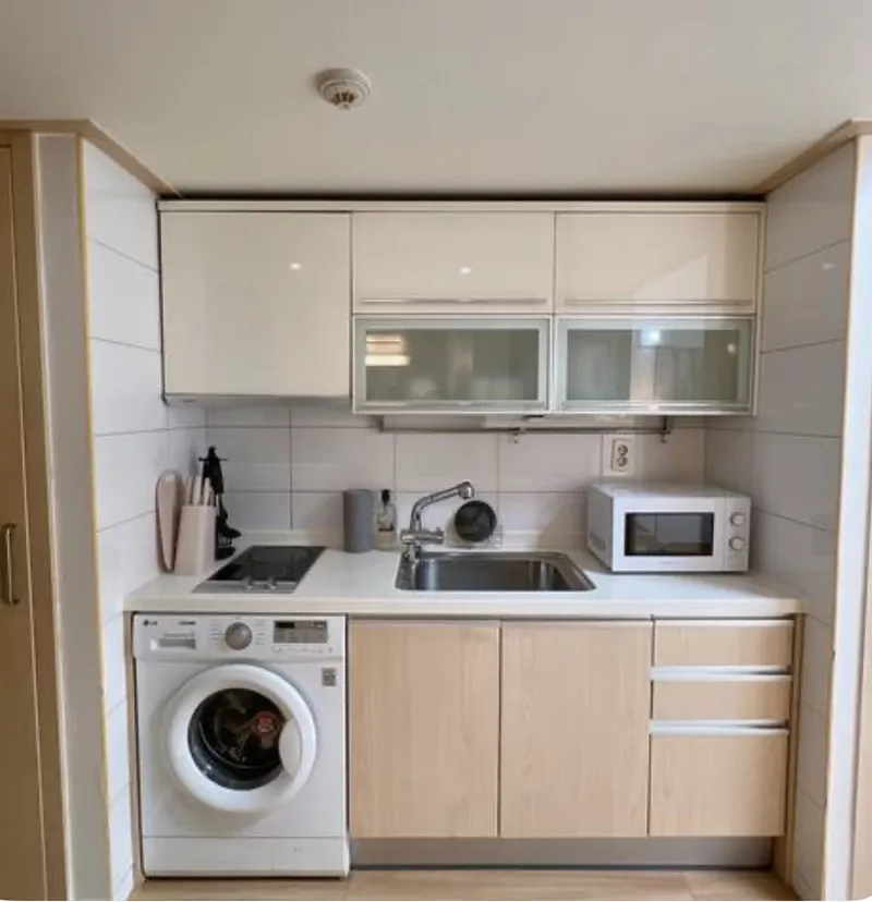 [Gangnam, Seoul] 7 minutes from Yeoksam Station / Duplex / Special Price 13