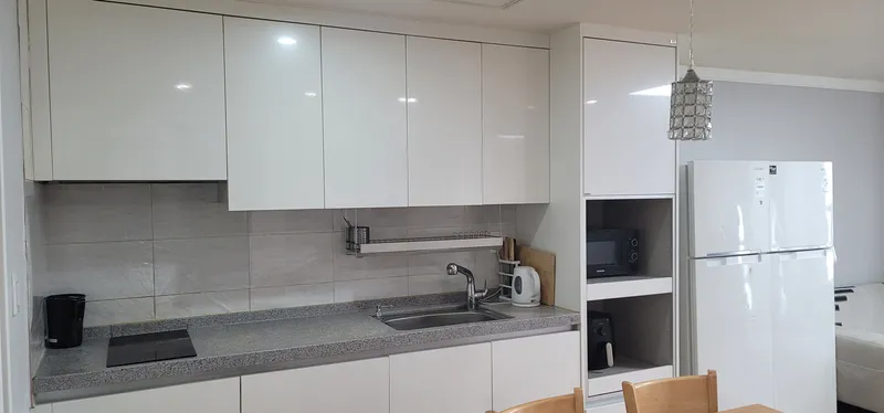 [Seocho, Seoul] 3 minutes from Gangnam Station, across from Samsung Town 12