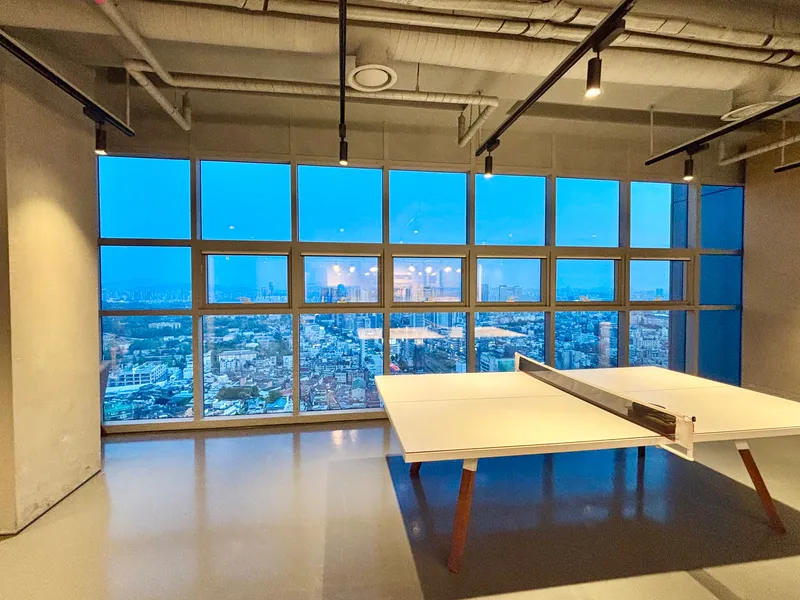 [Yongsan, Seoul][2 mins from Seoul Station] Fully furnished stylish room, free gym, free coffee, free study space 15