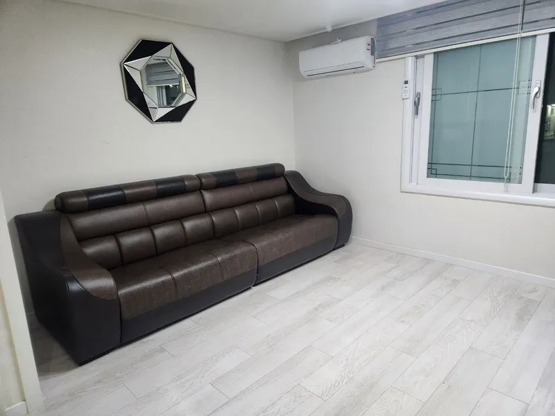 [Seo-gu, Daejeon][Daejeon Galma-dong] Large TV Queen Bed Dryer #PetFriendly 11
