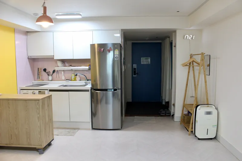 [Seogwi-dong, Seogwipo] Spacious studio apartment with a stunning ocean view 10