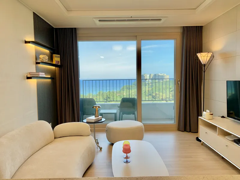[Sokcho][Sokcho, Gangwon Province] #5-minute walk from Sokcho Beach #OTT available #Fantastic ocean view #Cooking allowed 13