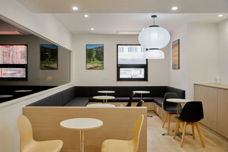 [Cheonan] 5 min walk from Dujeong Station #Near the food alley #Standard room #Parking #Non-smoking 32