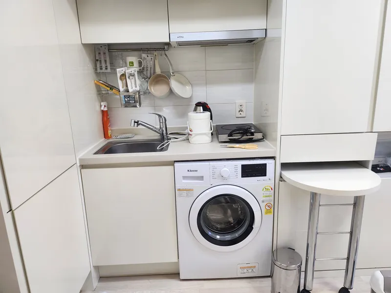 [Suwon][Suwon Paldal] One-room near Suwon Station Rodeo Street 2