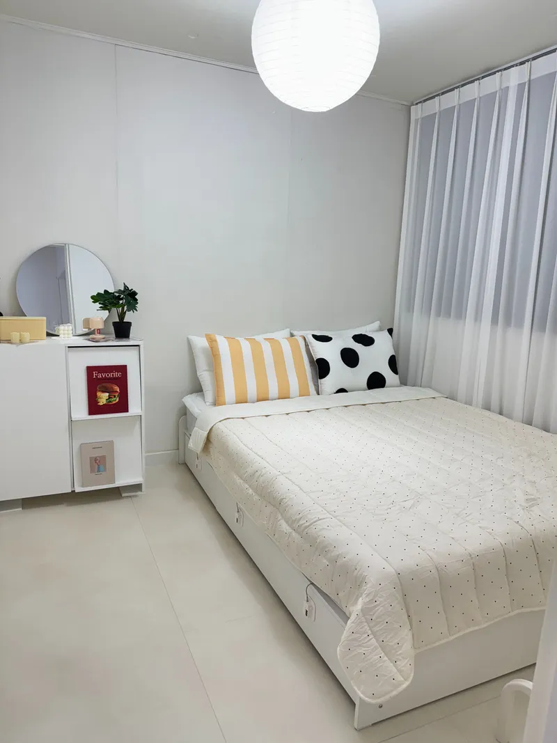 [Yongsan, Seoul] Haebangchon. Noksapyeong 5 min walk Itaewon 3 room 2
