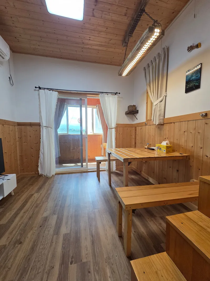 [제주 조천] 바다와의 접근성이 뛰어난 아담하고 깨끗한 독채형 펜션 10