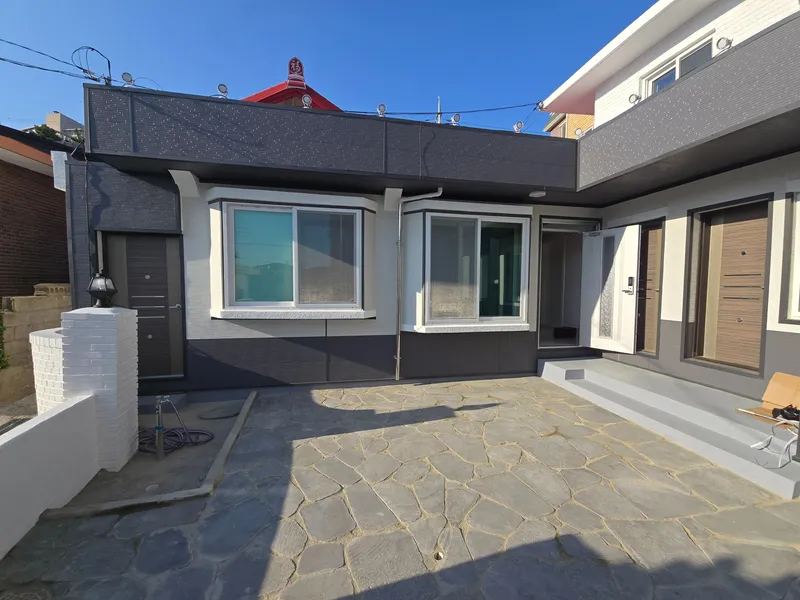 [Sokcho] 4 rooms with a view of Seorak Port and Seorak Mountain (three rooms + separate building) 25