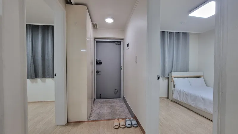 [Pyeongtaek] Just come, 3-room, full parking option 15