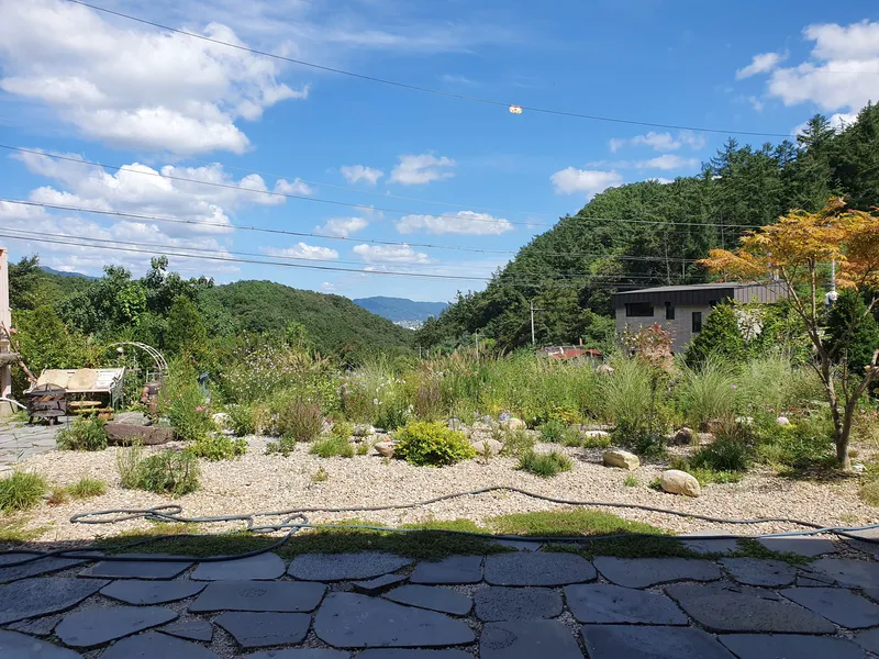 [Yangpyeong] Three-sided Mountain View, 10 minutes by car to Yangpyeong Station, detached one-room independent house 36
