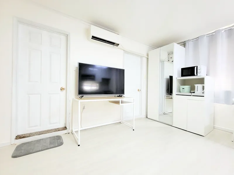 [Suyeong, Busan] 3 minutes from Gwangan Station, a beautiful and happy home with a class A queen bed and large TV~ 15