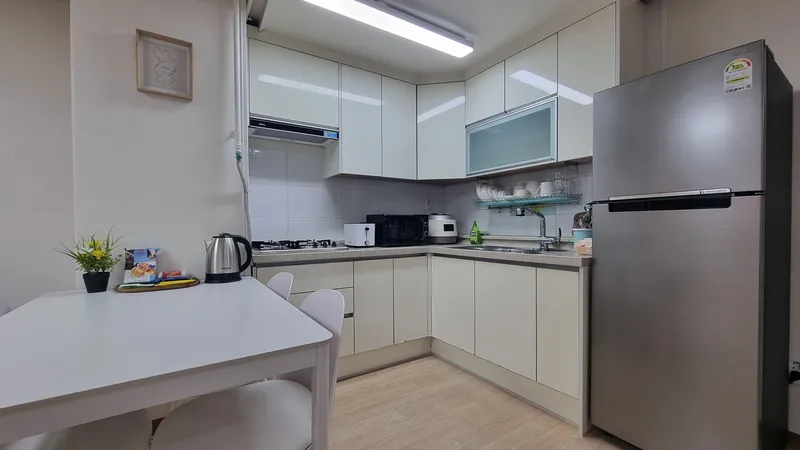[Pyeongtaek] Just come, 3-room, full parking option 11