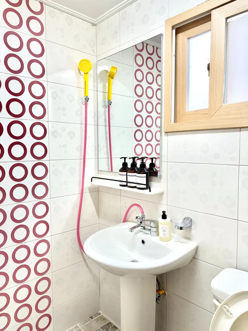 [Gyeongsan] One-room apartment 5 minutes from KTX, free parking, Netflix, Daegu Stadium 5