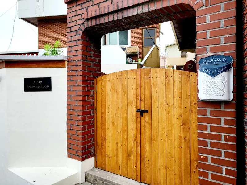 [Yeongdo, Busan] Busan Port View Cheonghak-dong Emotional Accommodation Pet Friendly Private Healing Spot 23