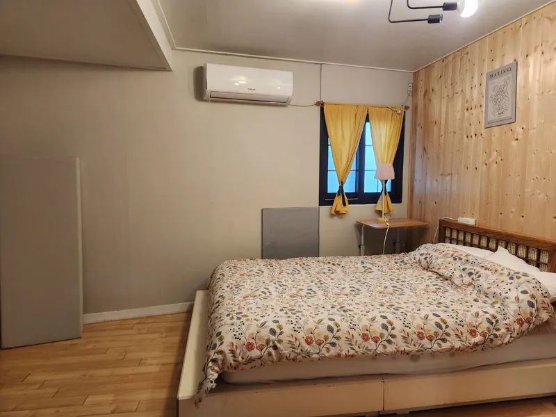 [Gujwa, Jeju][Jeju Gimnyeong] Yellow house next to Gimnyeong Cheonggulmul #Right in front of Gimnyeong sea 4