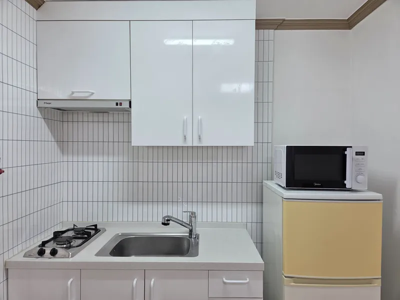 [Jeonju] Jeonbuk National University, 10-minute walk from the terminal, free parking, clean accommodation 203 17